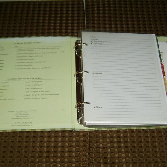 New Seasons Recipe Holder Binder Hardcover Book - Picture 3 of 4